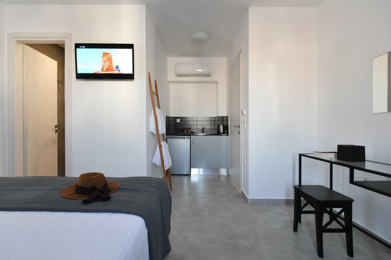 Harmony Apartments Науса Екстериор снимка