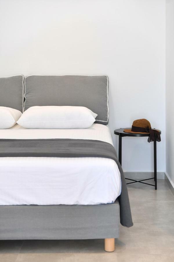 Harmony Apartments Науса Екстериор снимка